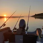 ненийски *
