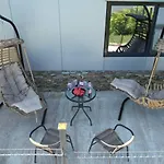 ненийски *
