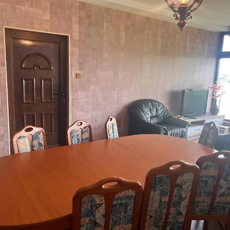 ненийски Лом