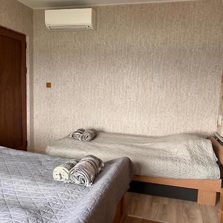 Vakantiehuis ненийски Lom