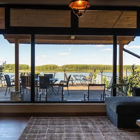 Ваканционна къща ненийски