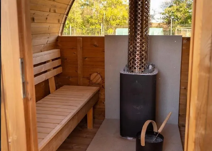 ненийски בית נופש Lom