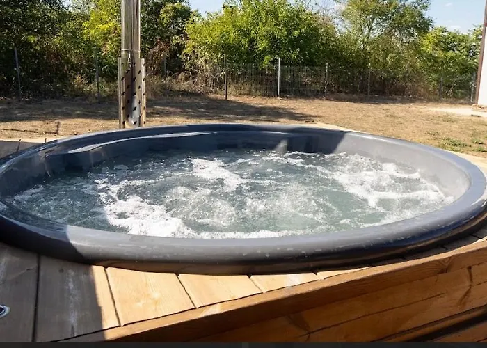 ненийски * Lom